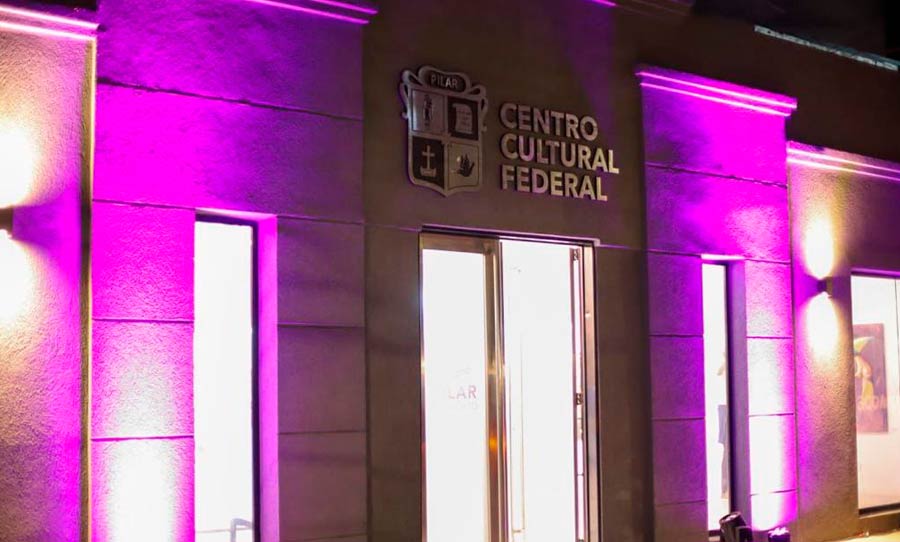 El edificio está ubicado en Pedro Lagrave y Chacabuco del centro de Pilar 